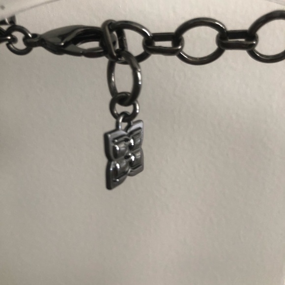 BCBG Maxazria necklace. - Picture 3 of 4